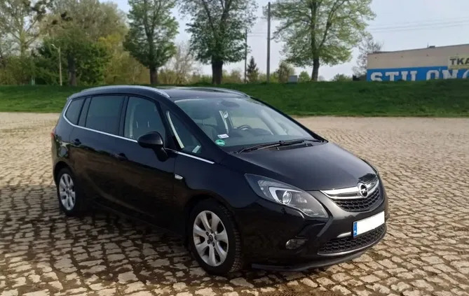 samochody osobowe Opel Zafira cena 49900 przebieg: 155470, rok produkcji 2016 z Halinów